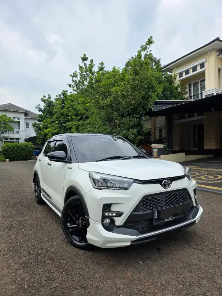 Toyota Raize 1.0 GR Sport TSS Two Tone 2022 Siap Pakai