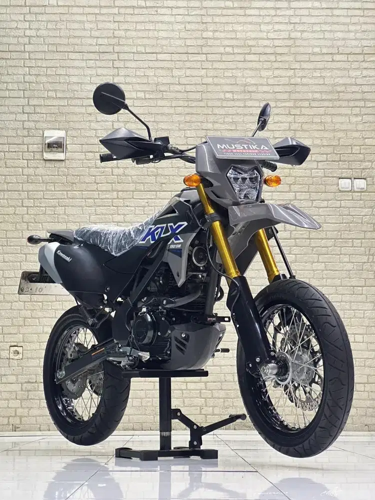 Siap pakai Like new! Kawasaki KLX SM - 2023 PMK 2024 | Wulan mustika