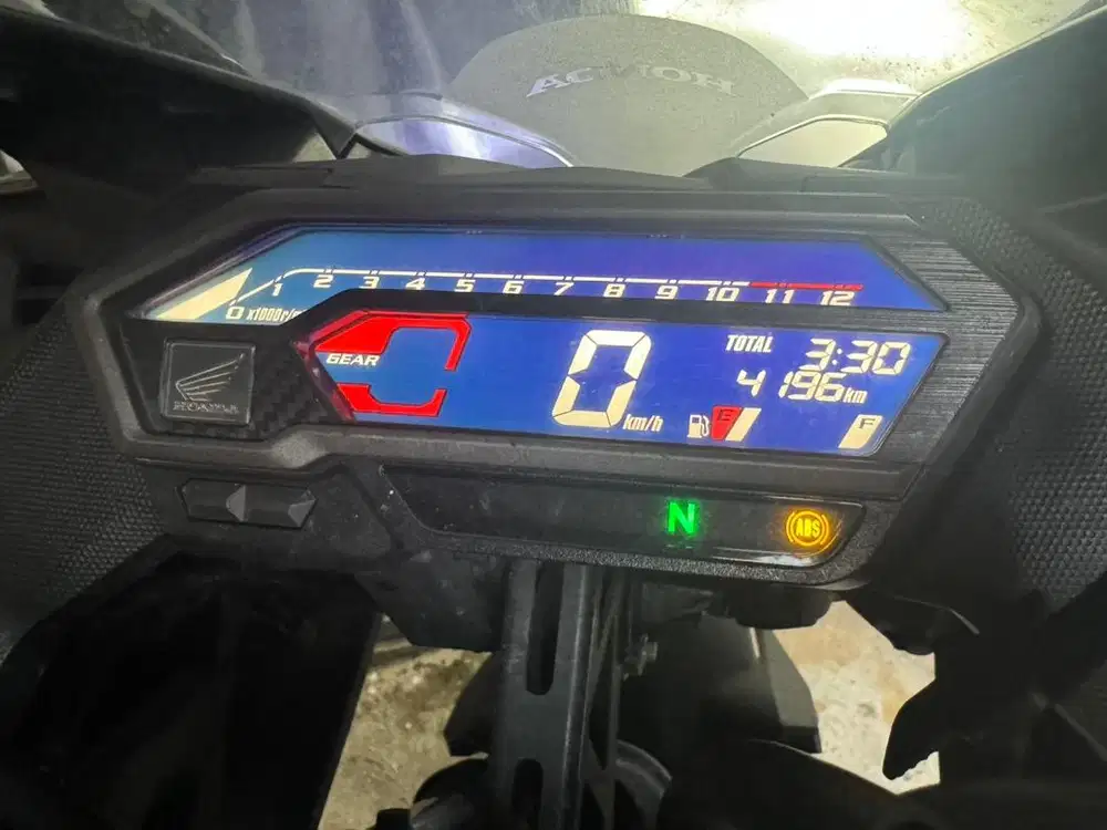 Dijual Honda CBR 150R Pemakaian Pribadi