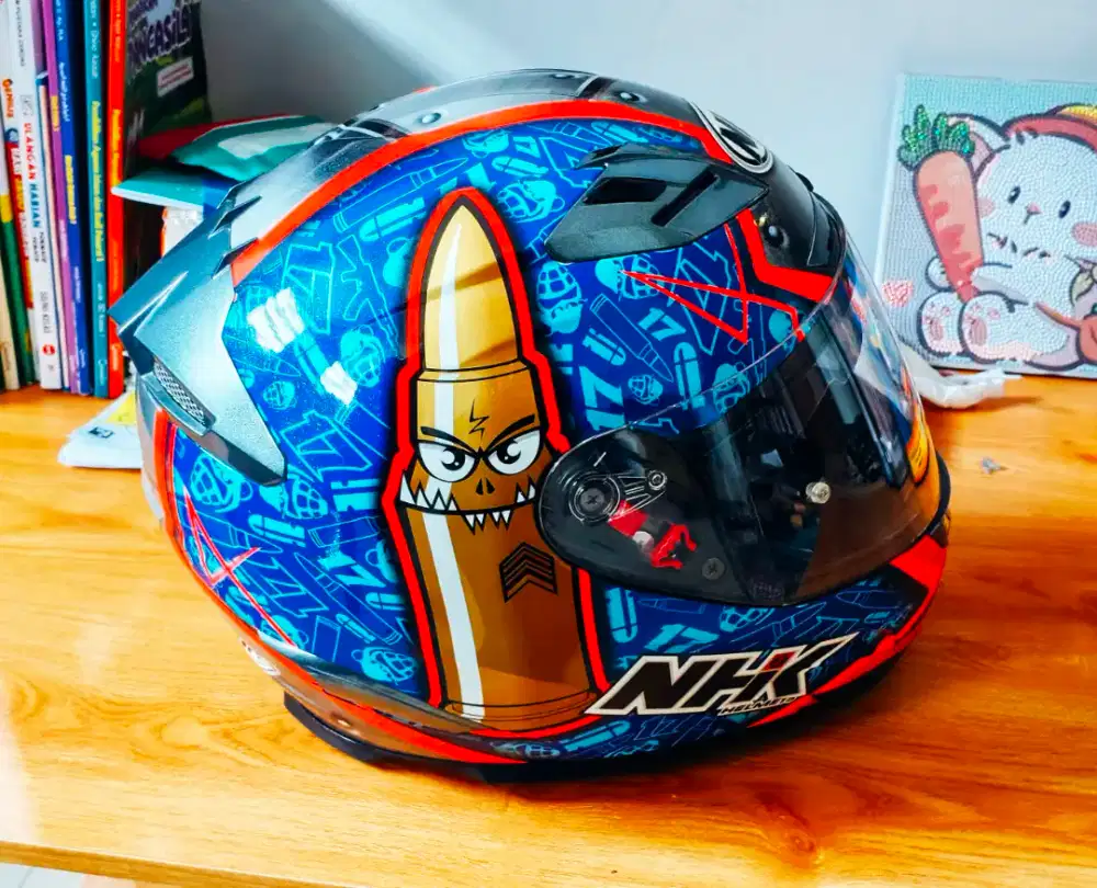 Helm NHK RX 9 Karel Abraham