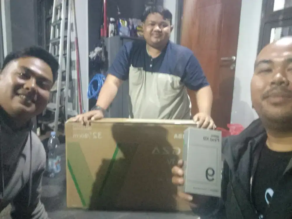 Oppo Find X9 16/512GB Tebus Murah Smart Tv 32inch 599Ribu