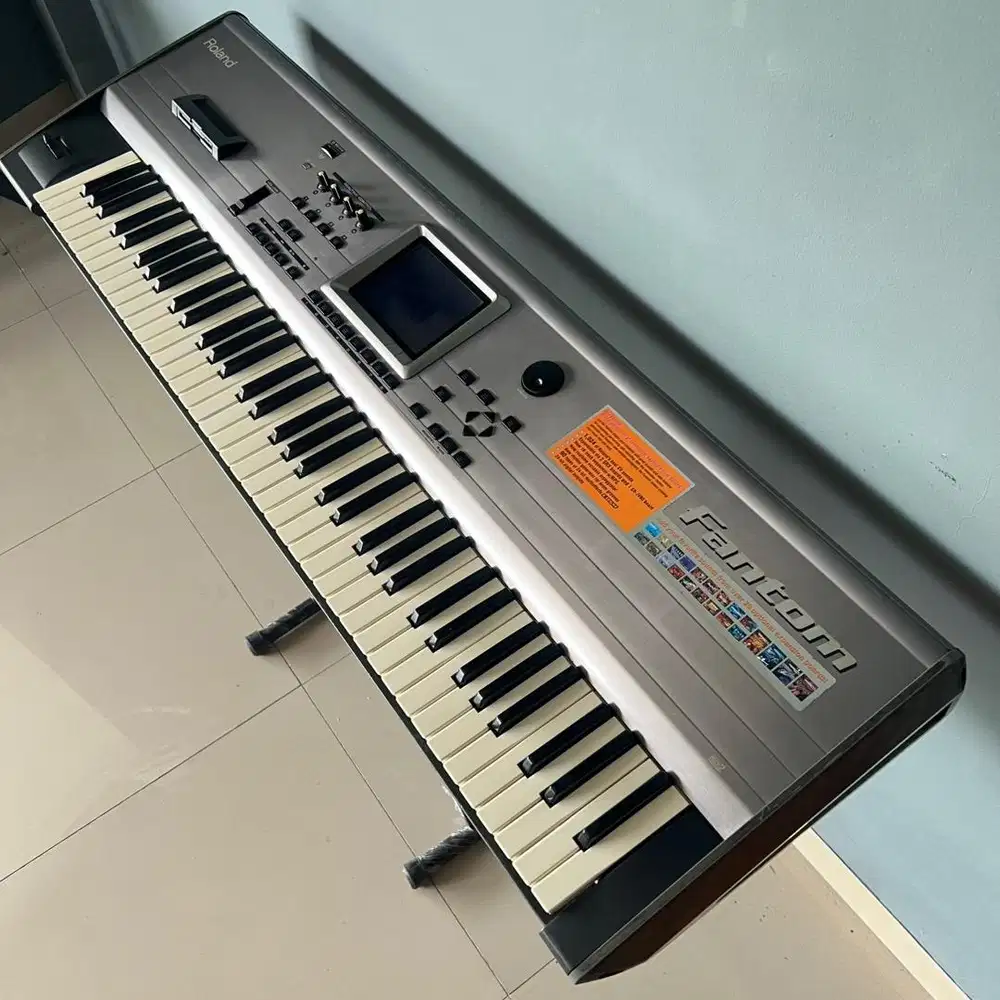 Synthesizer Roland Fantom FA76 Japan