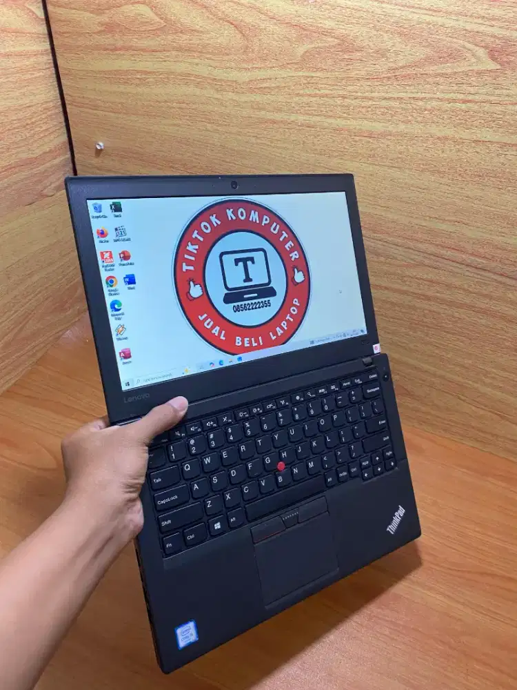 Laptop bekas merk lenovo