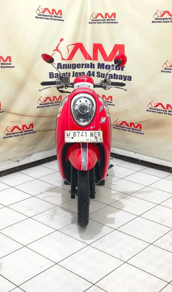 Honda Scoopy sporty tahun 2016 warna merah