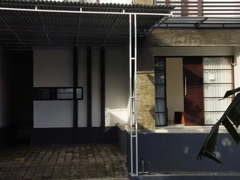 Rumah 2 Lantai Full Furnished Disewakan, di Gatsu Barat, Denpasar Area