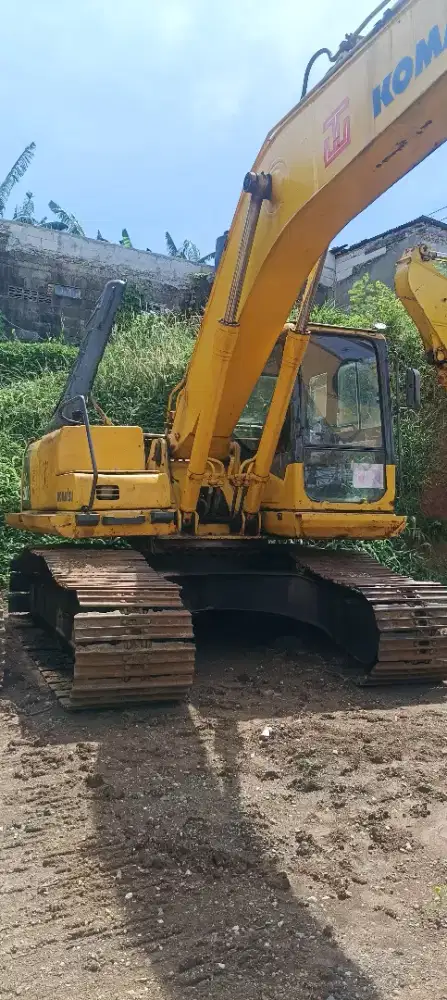 Excavator Komatsu PC200-7 2009