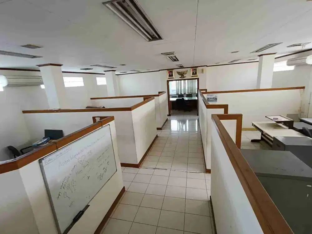 Lahan Kantor dan parkir di jl Belawan CIdeng Jakarta Pusat dibawah NJOP