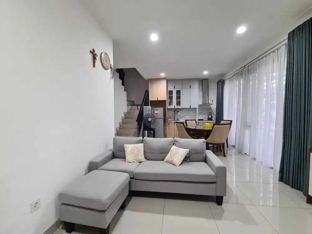Rumah Tahap 1 PIK2 8x10 Furnished Langsung Huni Dekat Pool