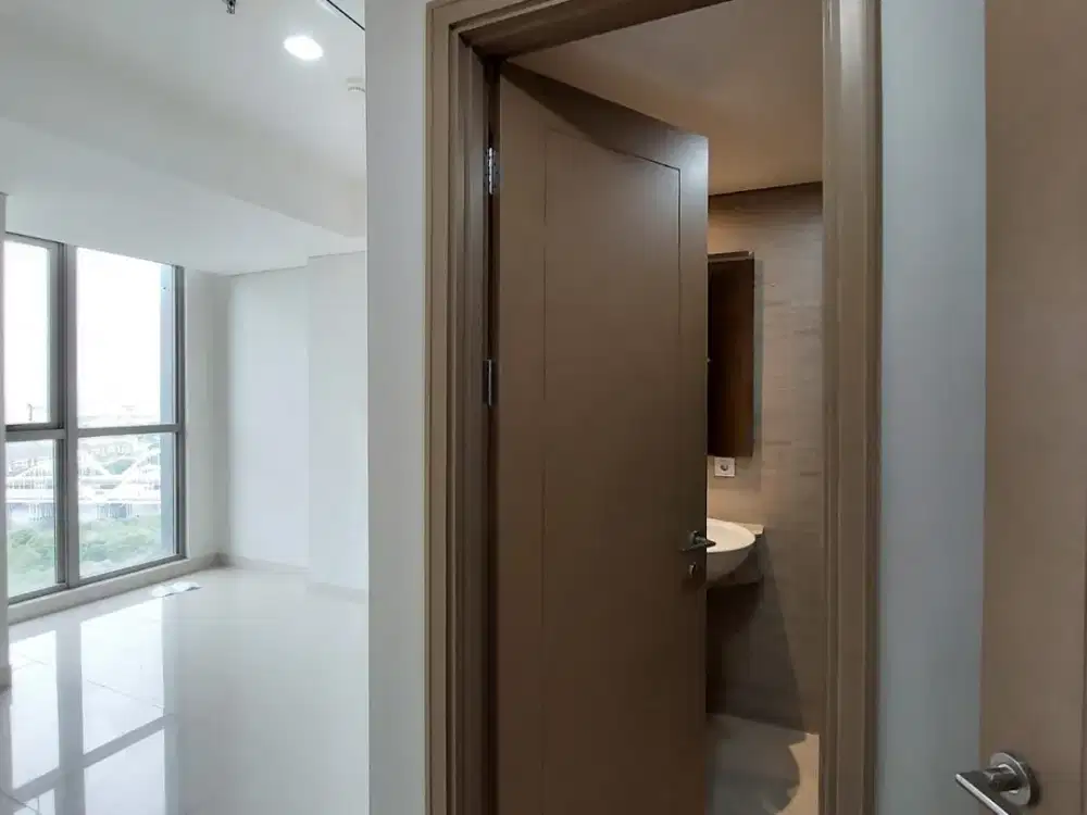 Apartemen GoldCoast Tower Honolulu Hadap Laut Jual Cepat