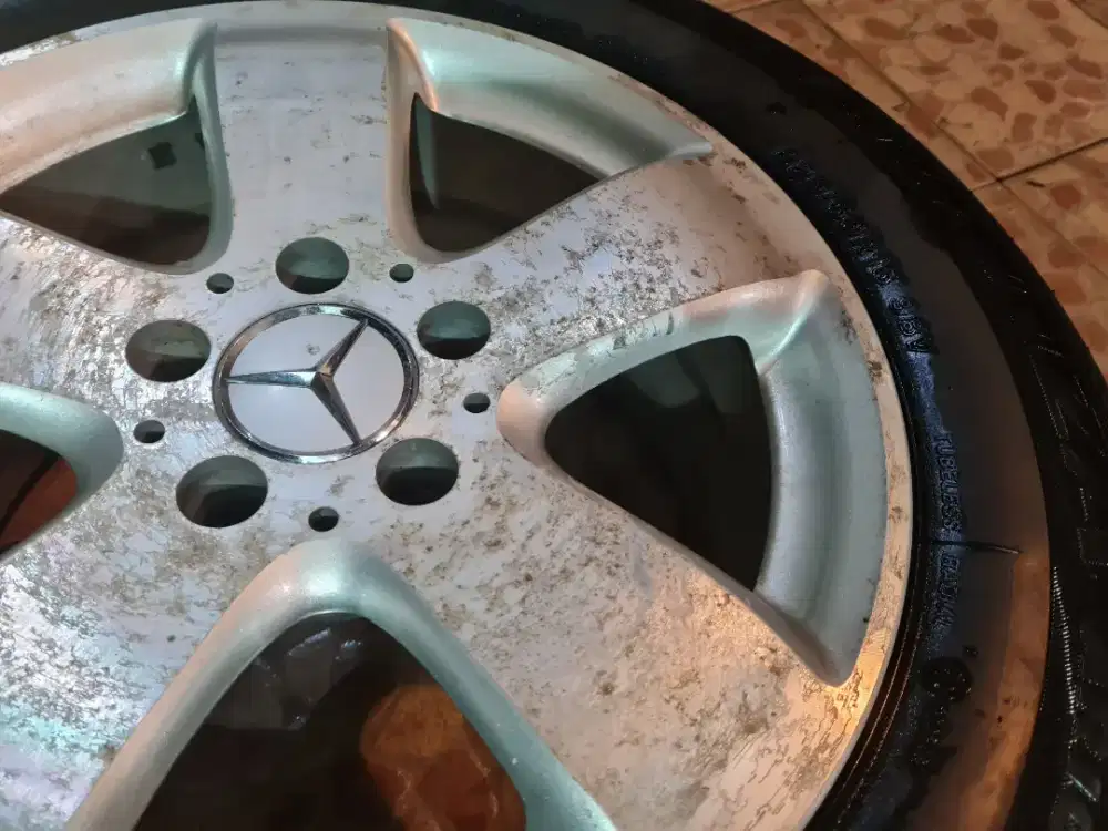 Velg Mercy dan Ban 1 set