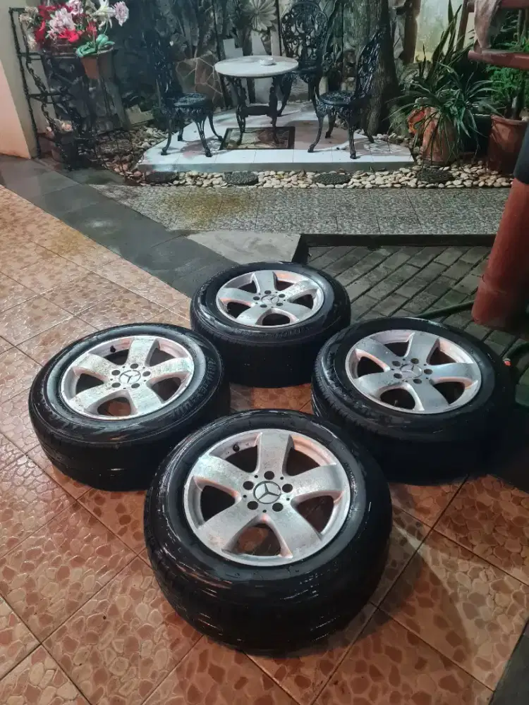 Velg Mercy dan Ban 1 set