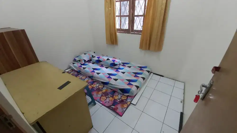 Kos kosan khusus laki2 mahasiswa/karyawan