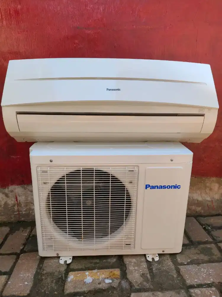 AC second panasonic 1/2pk
