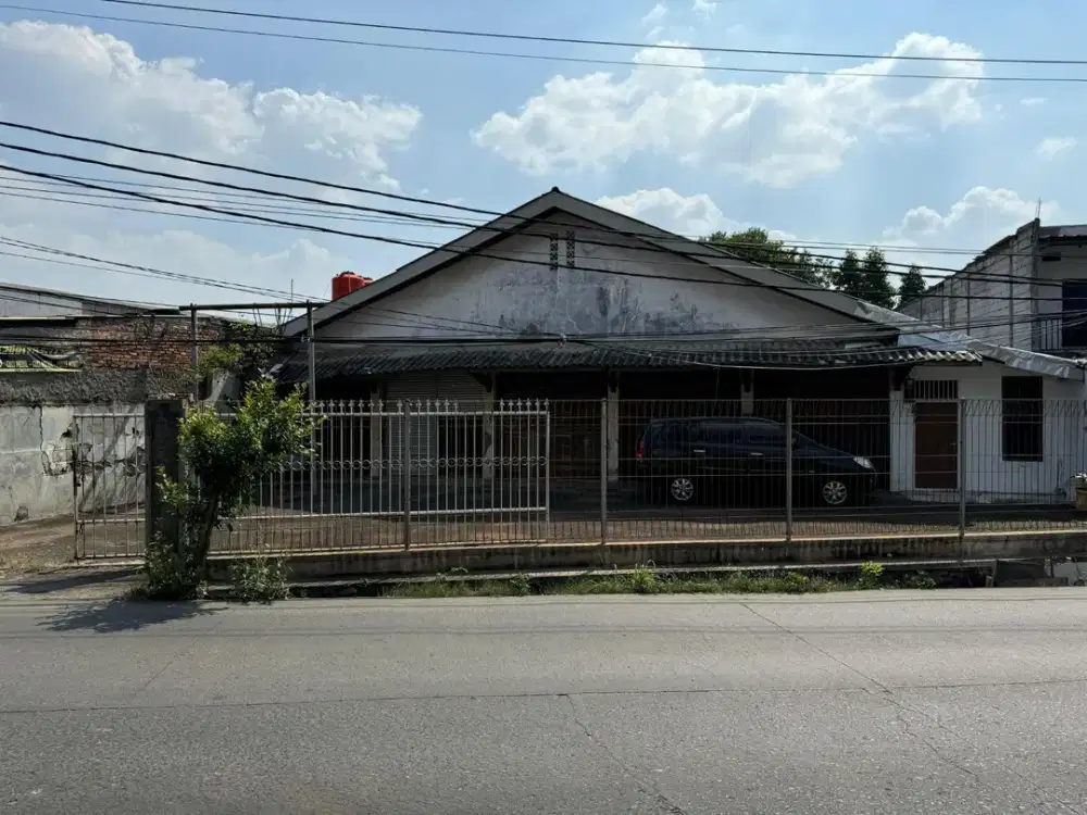 JUAL RUMAH PINGGIR JALAN RAYA COCOK UTK USAHA DI CAMAN JAKARTA TIMJR