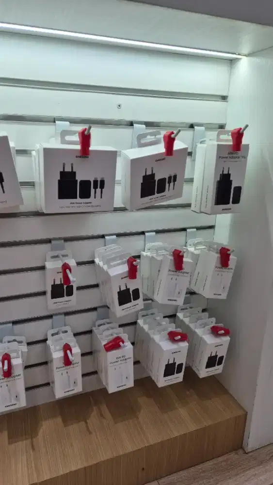 samsung digiplus summareconmall bandung lantai satu samping sosiola