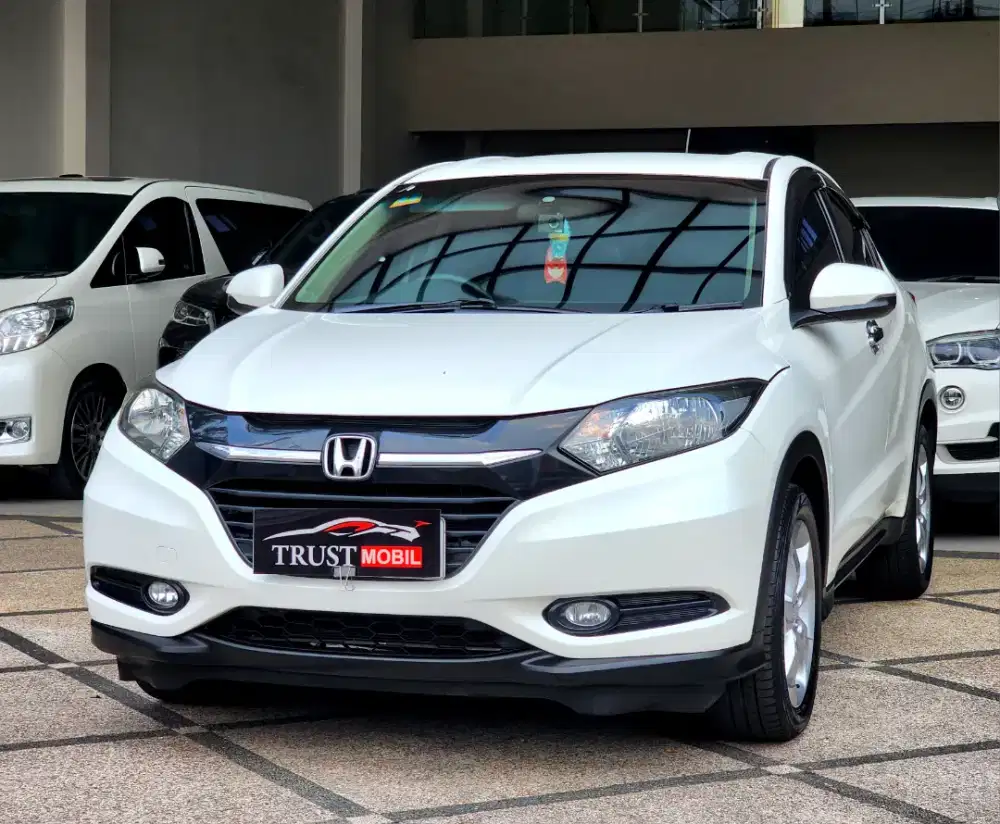 KM 50 RB ANTIK!! HONDA HR-V 1.5 E AUTOMATIC 2017 PUTIH / HRV