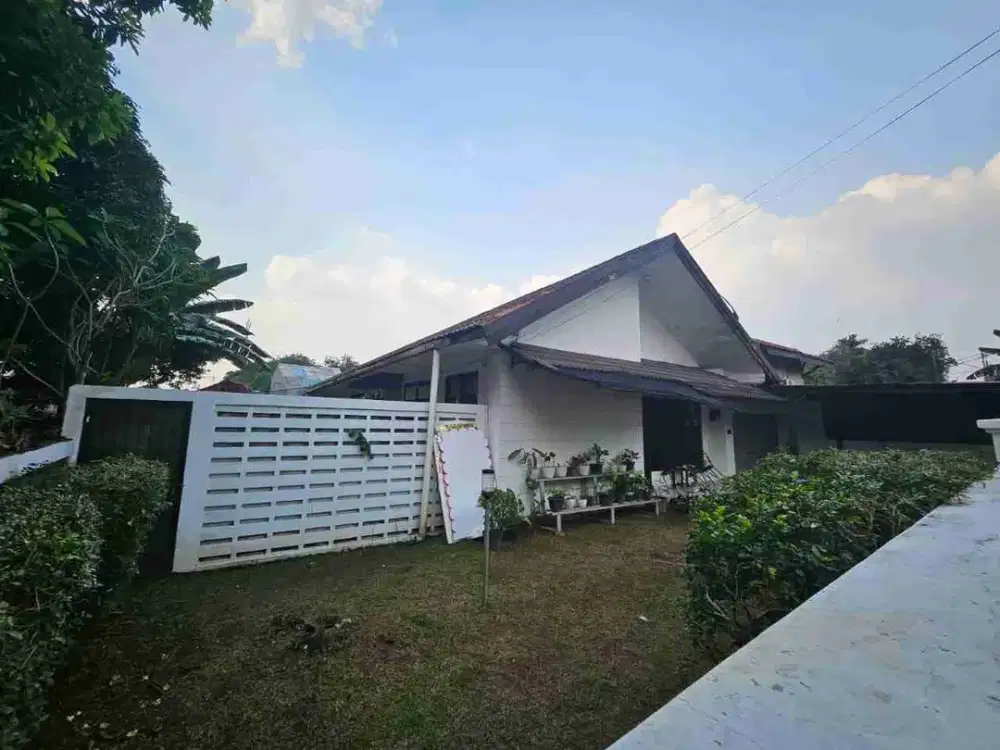 Rumah Lama LT 395m² di Jl H Ilyas Rempoa Tangerang Selatan
