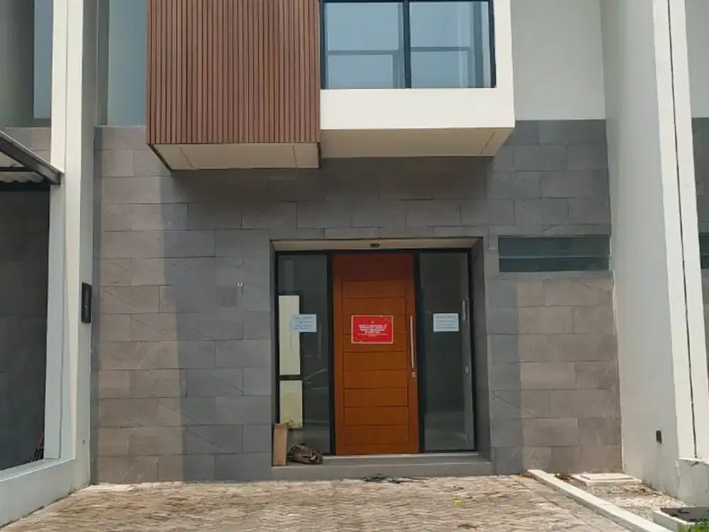 Disewakan Rumah Gress Minimalis Central Park Juanda, dekat Bandara, Tropodo, Garden Dian Regency
