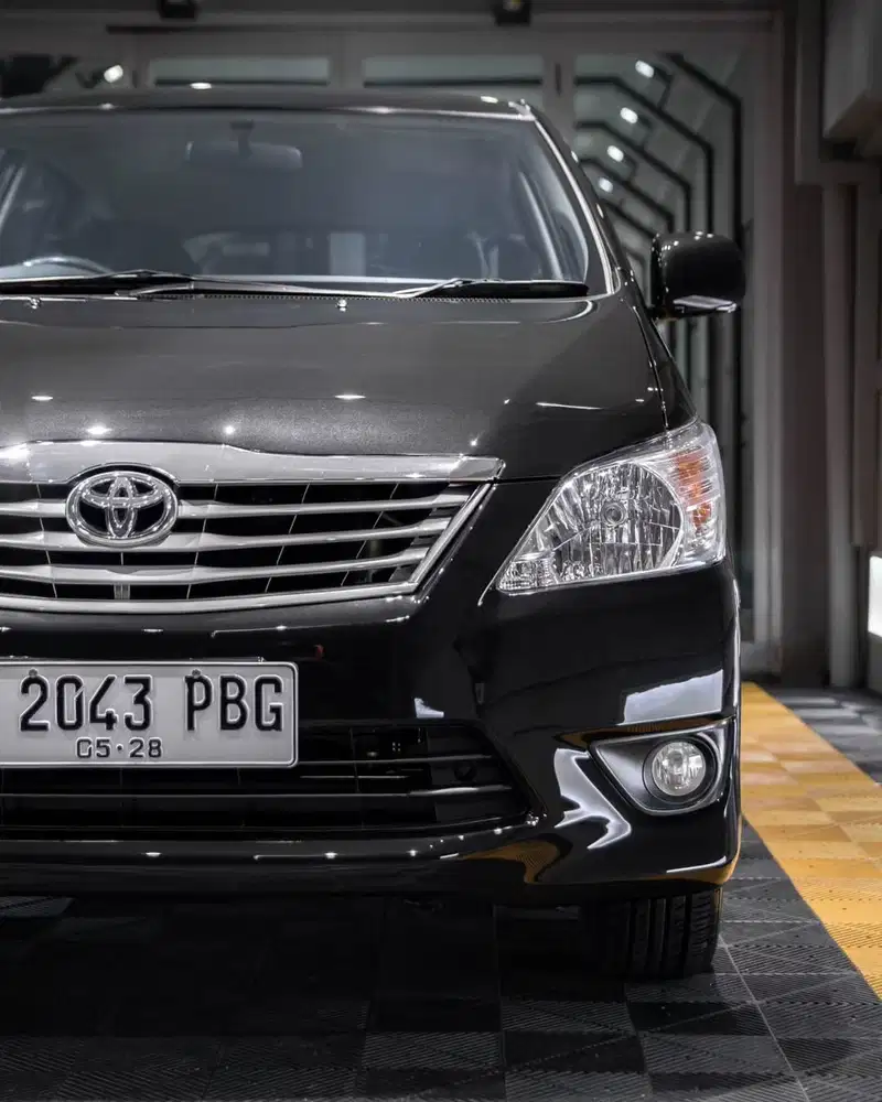 Toyota Kijang Innova 2012 Bensin