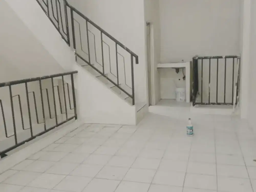 Ruko Kapuk Raya 4 Lantai Jalan Raya Lokasi Bagus Jarang Ada