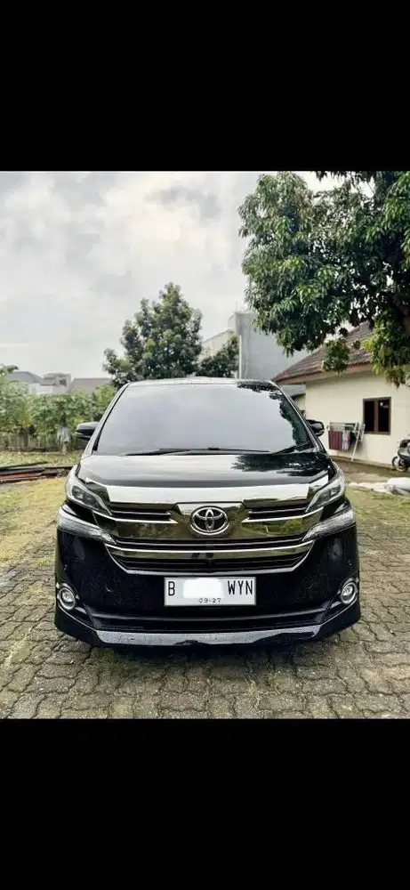 Toyota Velfire G at 2017 hitam bln 9 km 91 rb record