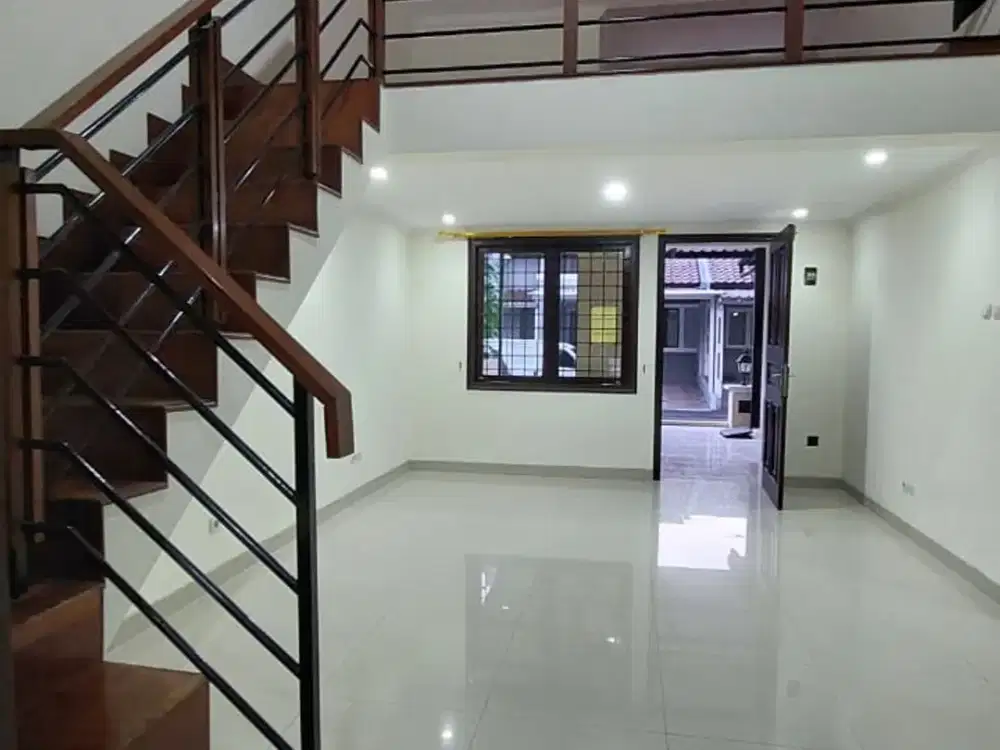 Dijual Rumah Nyaman Siap Huni Minimalis Lokasi Strategis di Kota Baru Parahyangan Bandung