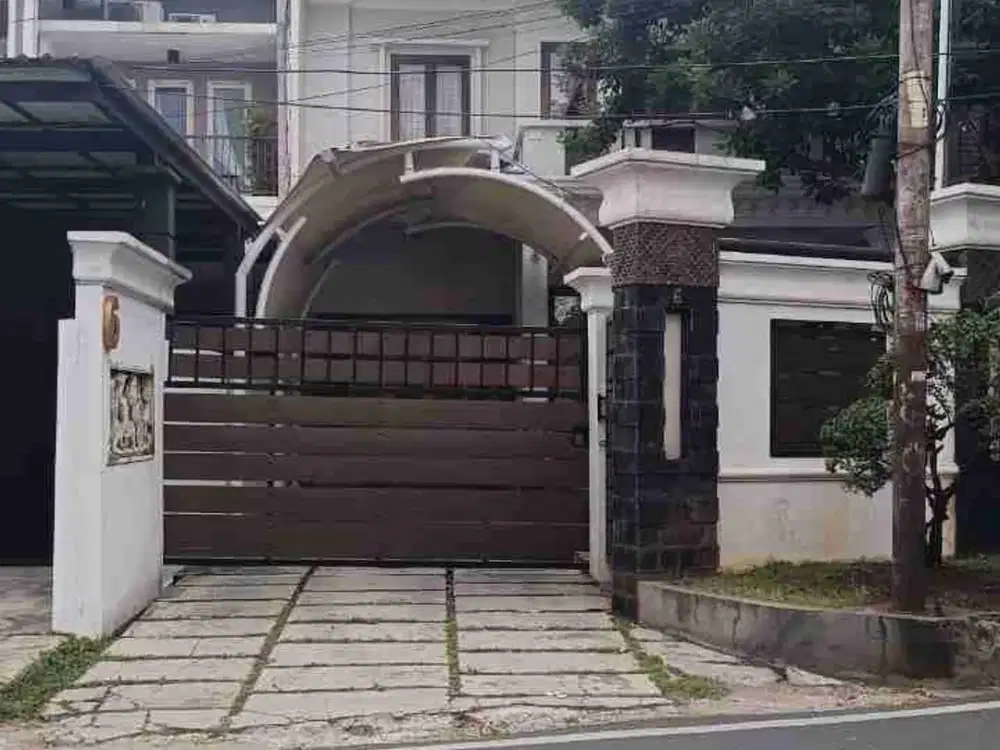 Rumah 2lt di Jl Pinang 1Pd Labu Cilandak Jakarta Selata