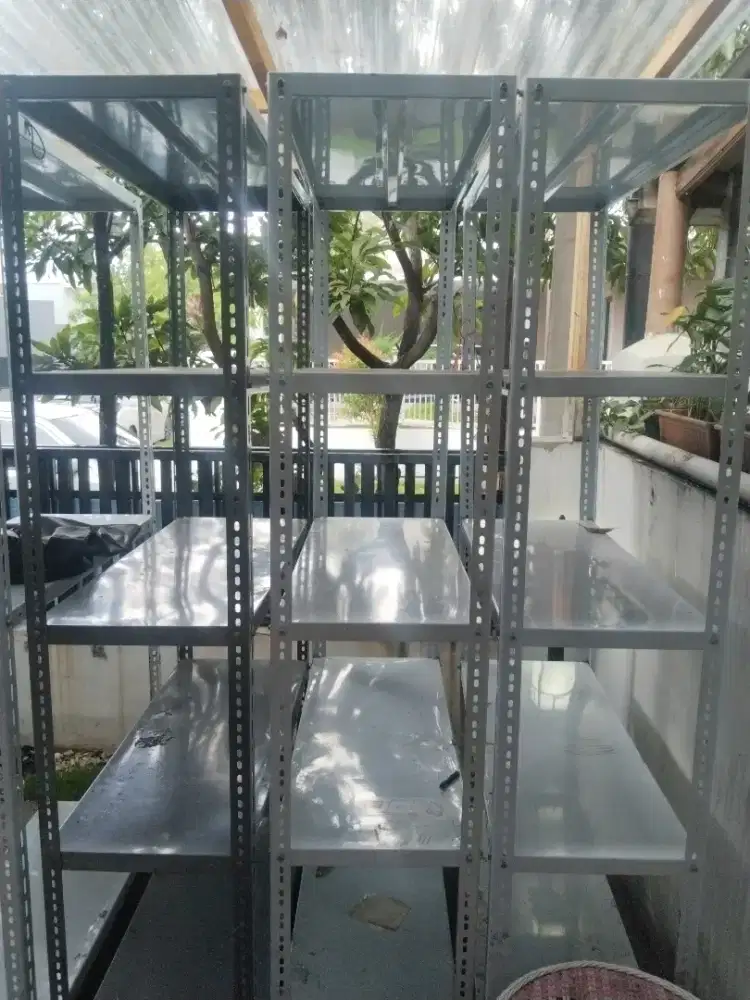 Jual rak besi serba guna ada 6 unit