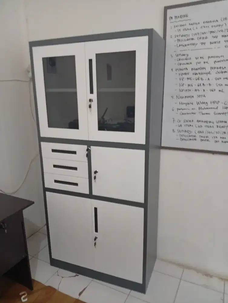 Lemari Arsip Brankas Baru Harga Termasuk Ongkir Pasang