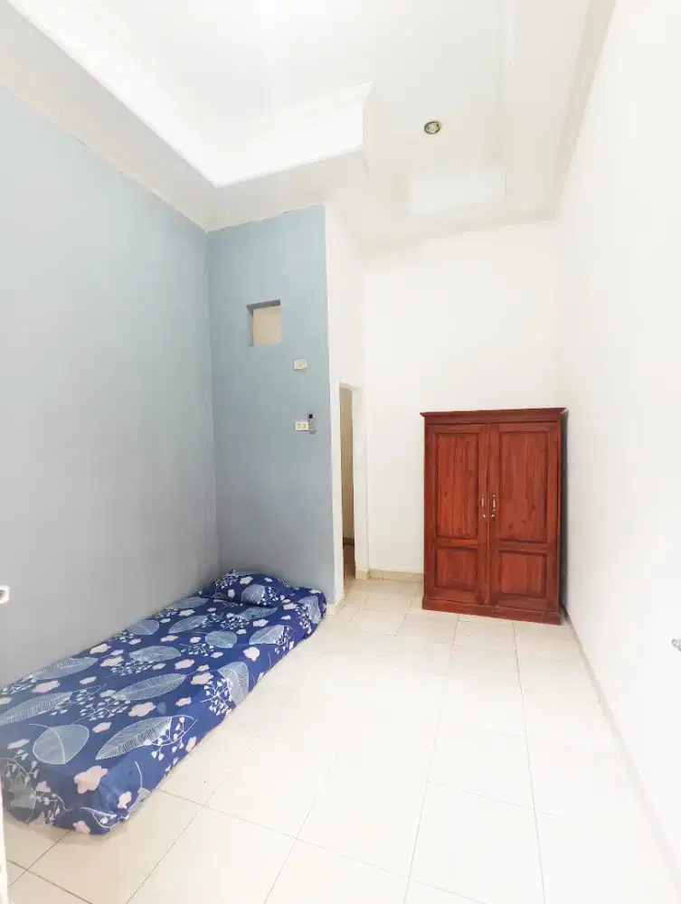 Disewakan kost pria dan wanita free wifi, ac