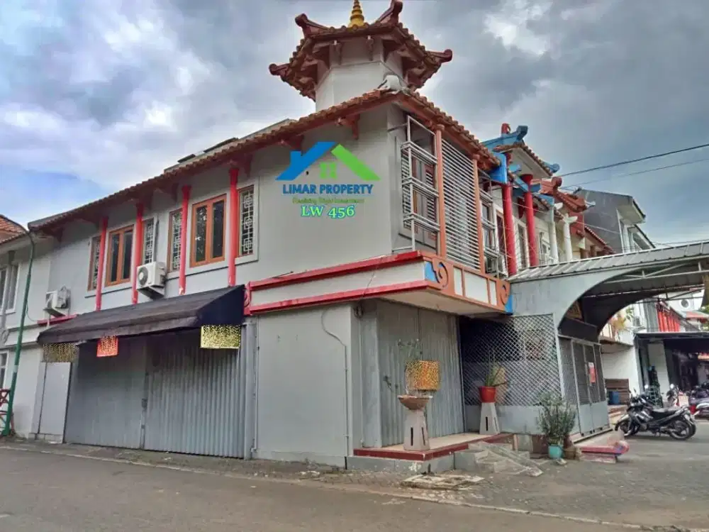 Ruko Posisi Hook dan Strategis Harga Bagus Legenda Wisata Cibubur