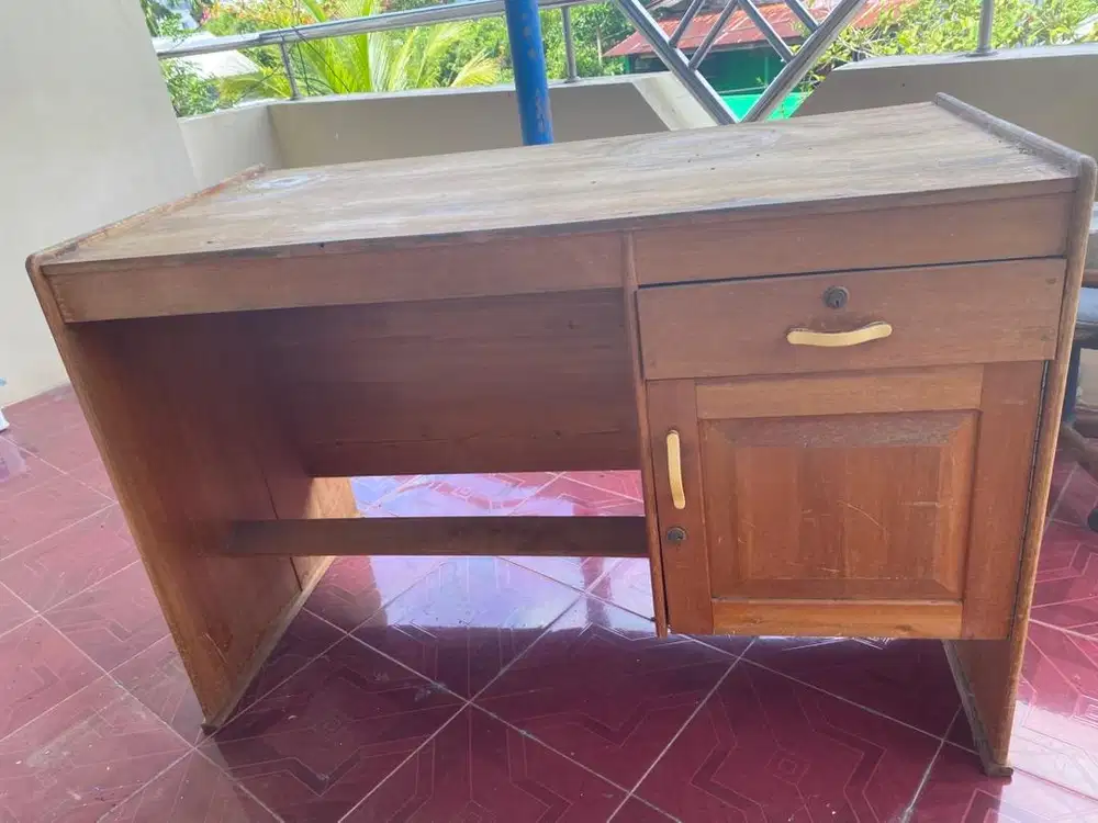 Jual meja belajar (bekas)