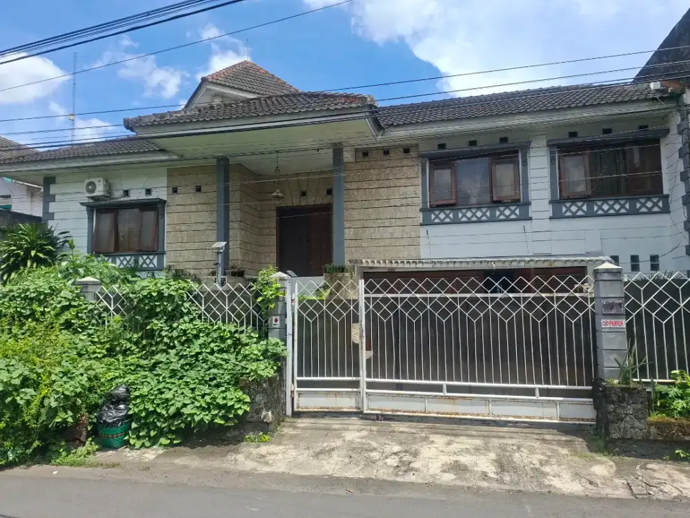 Disewakan kost Putri .