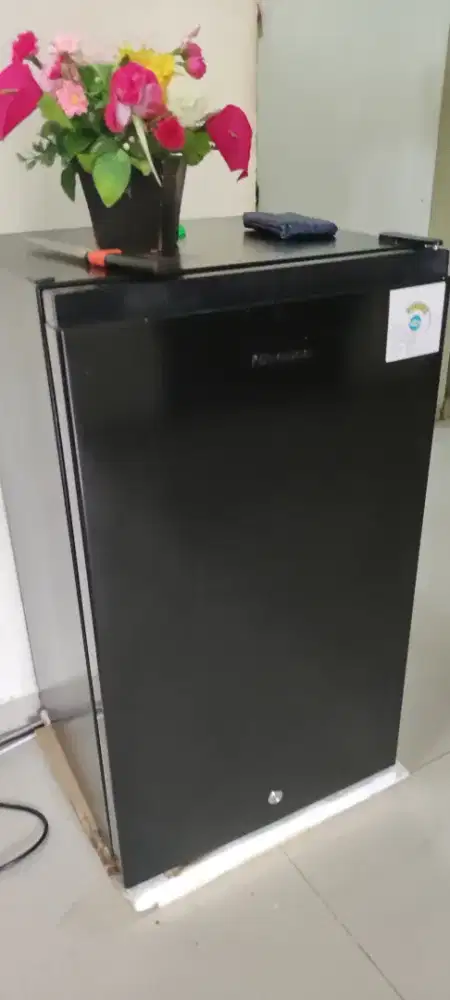 Kulkas hinsense 1 pintu