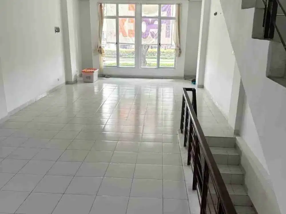 DIJUAL RUKO 3LANTAI DEKAT DG TOL, BISA UNTUK KANTOR DAN USAHA, TOL BOULEVARD BSD