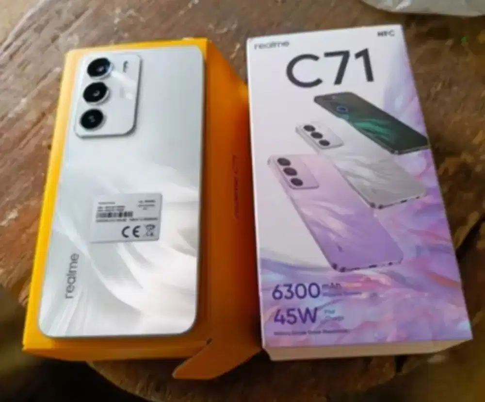 Realme c71 6/128GB putih