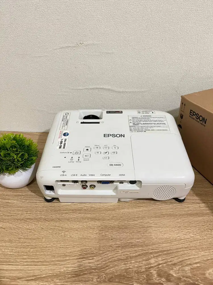 TEBUS MURAH!! PROYEKTOR EPSON EB-X400 3.300 LUMENS RESOLUSI XGA MULUS