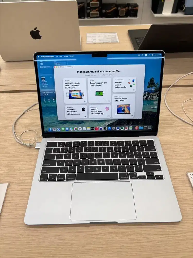 Cicilan macbook air M4 blue 256GB bebas 2 kali angsuran
