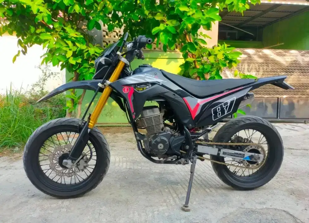Jual/TT Honda CRF 150L tahun 2019 plat karawang