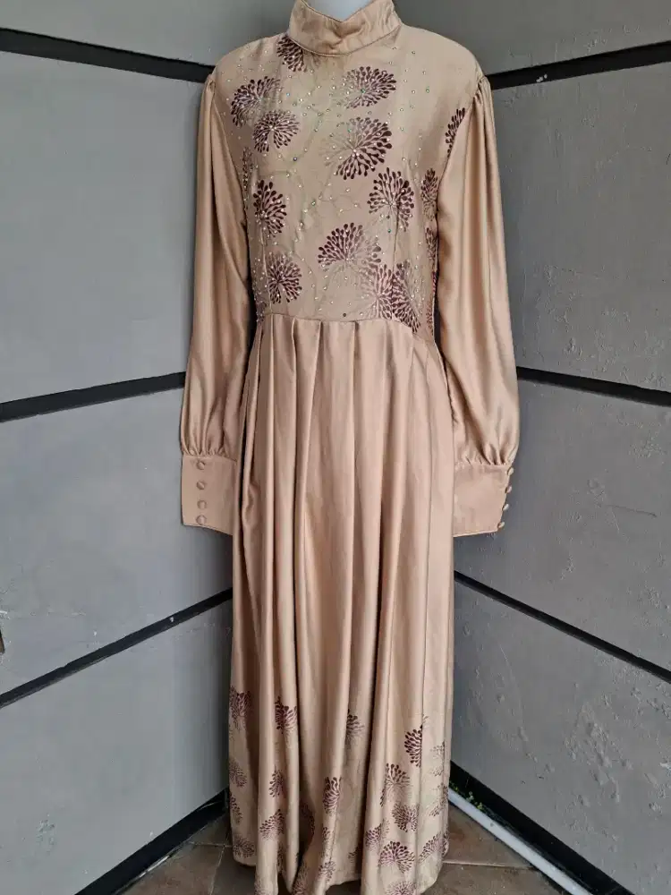Preloved dipakai beberapa kali aja. Ld 100-105. Masih bagus banget