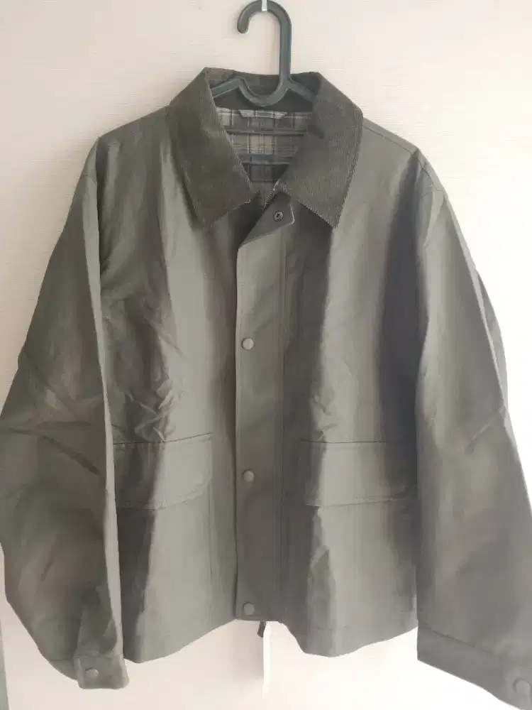 Jaket Blouson Pendek Utilitas Uniqlo
