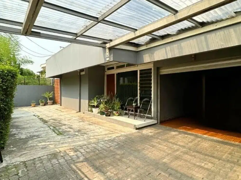 Dijual Rumah Luas & Siap Huni di H. Nawi, Gandaria Selatan – Jakarta Selatan | Lokasi Premium!