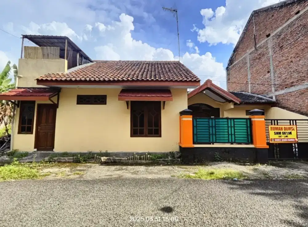 Dikontrakkan Rumah Di Perum Kaliwungu Jombang