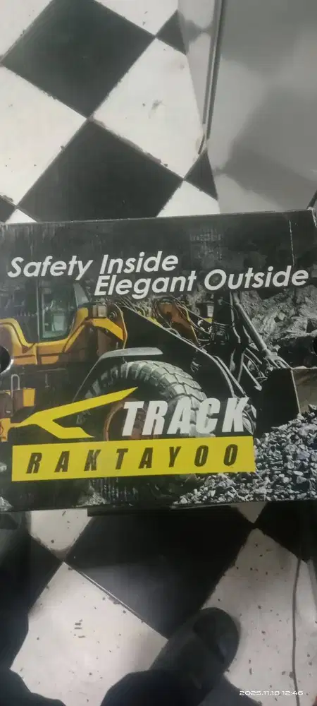 Sepatu merk Track Raktayoo size 44