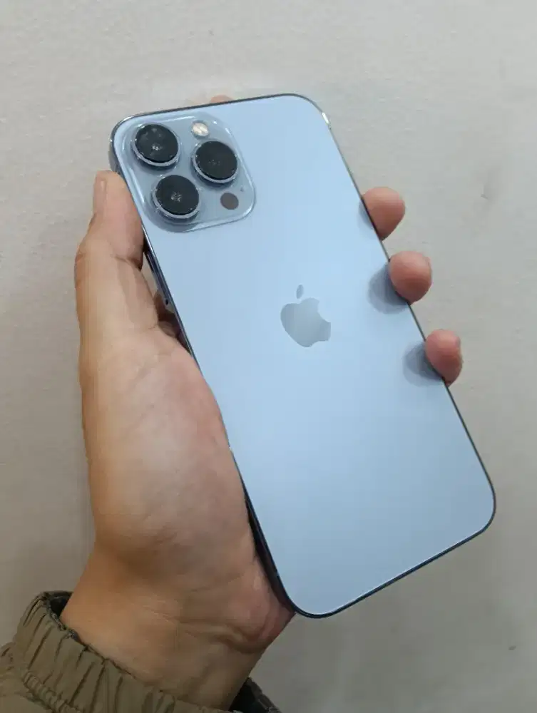 Iphone 13 pro max 256gb resmi ibox se Indonesia