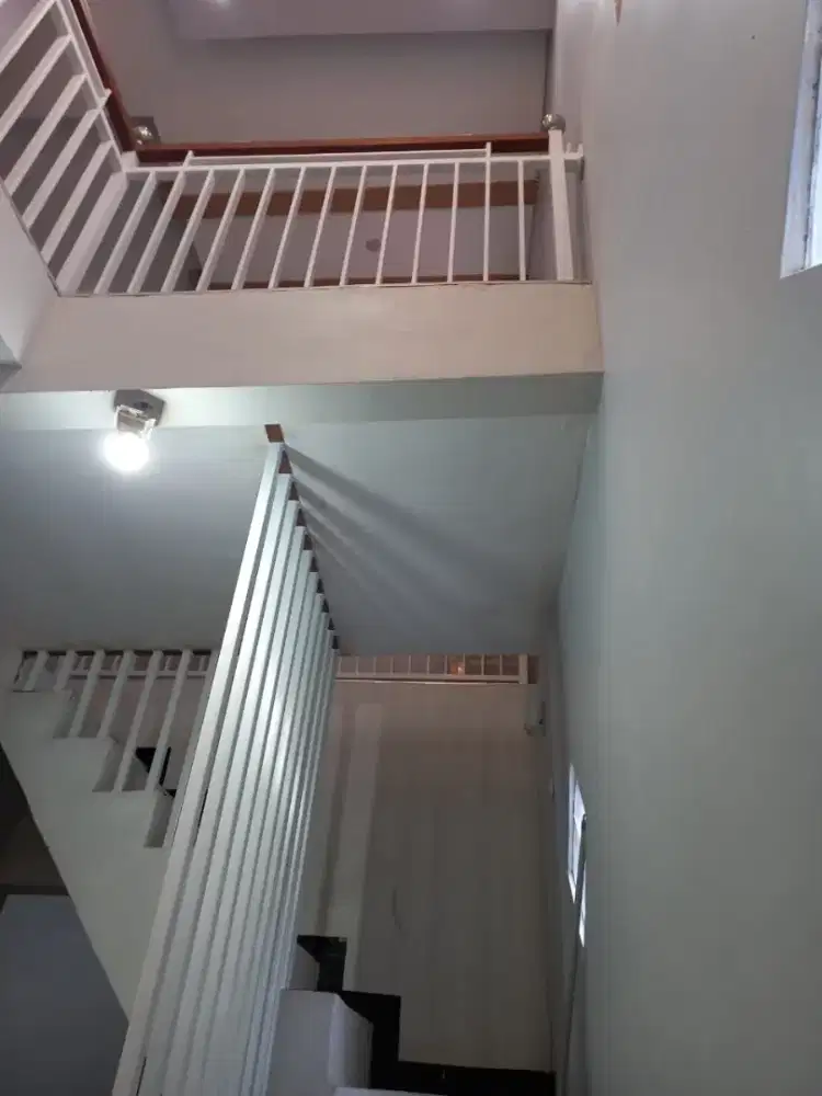 Di kontrak kan rumah surabaya pusat, lokasi strategis