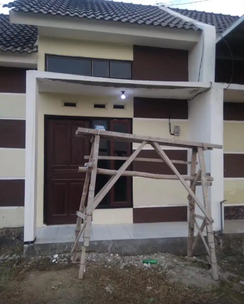 Disewakan Rumah di Mojoagung dekat jalan raya dan Pasar