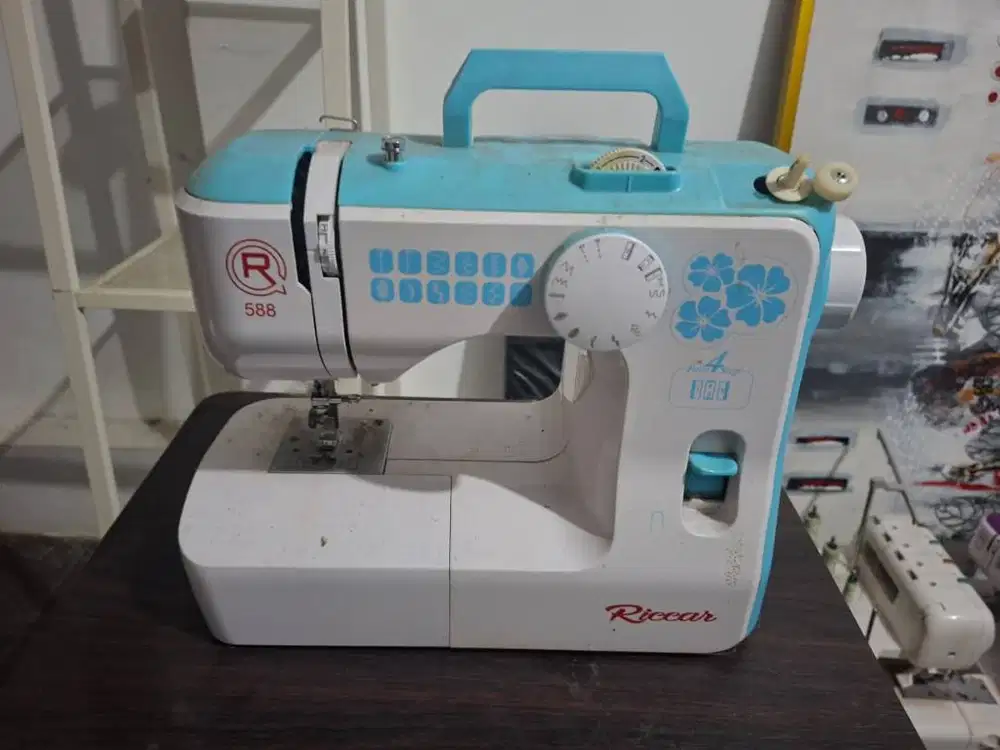 Jual Rugi Mesin Jahit Portable RICCAR 588