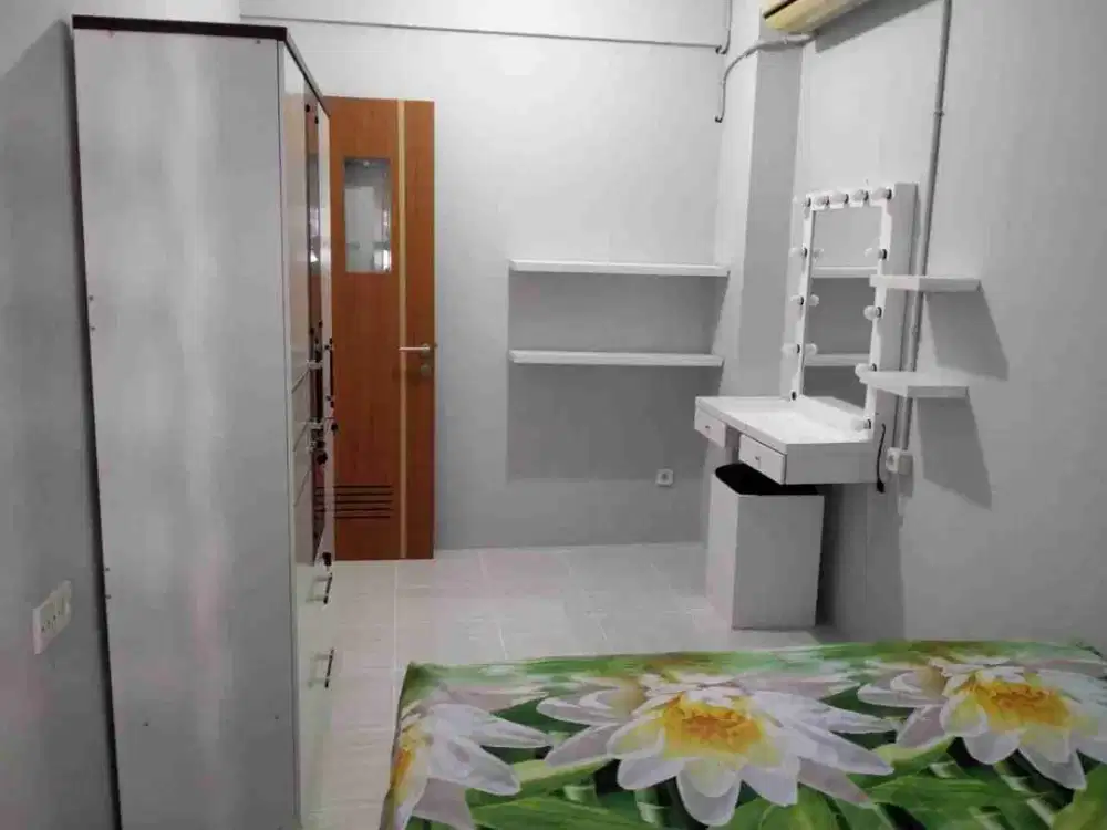 Disewakan murahhh puncak darmahusada 2BR jadi 1 kamar ,furnish