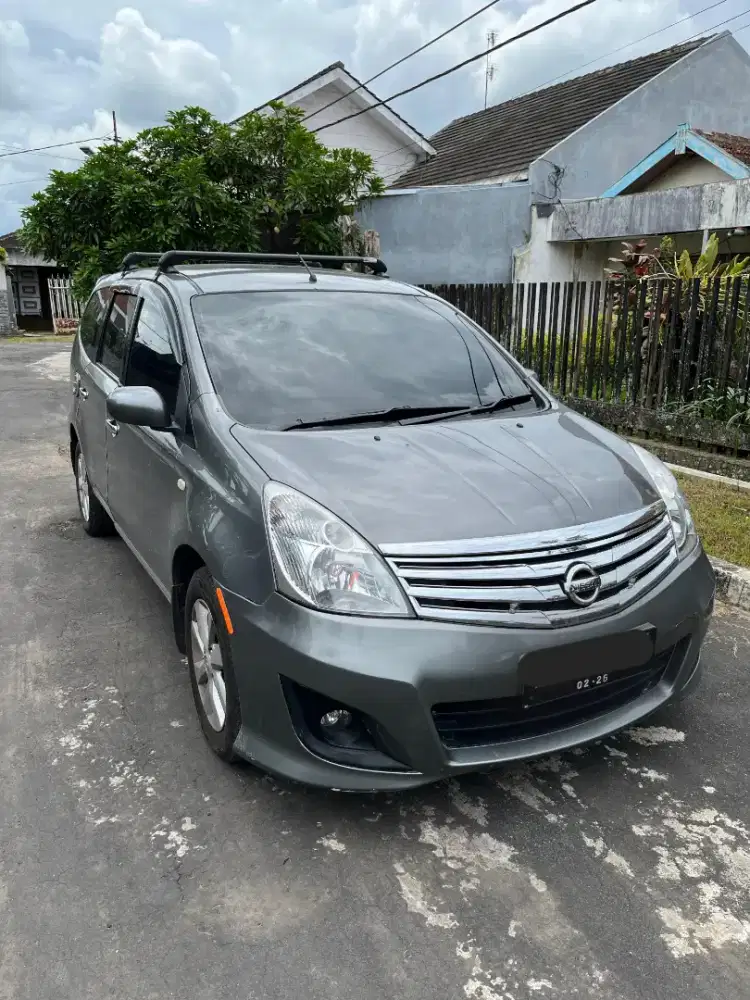DI JUAL GRAND LIVINA XV AT 2010